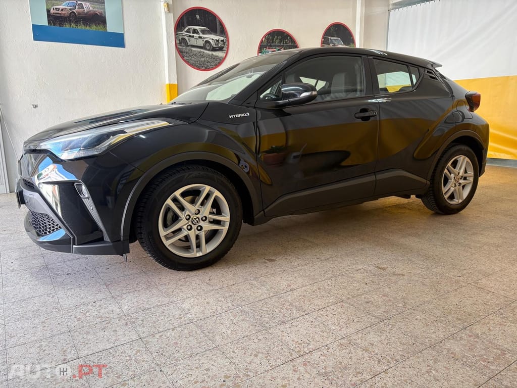 Toyota C-HR 1.8 Hybrid Exclusive