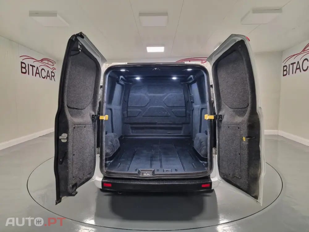 Ford Transit Custom 310L1 2.0 TDCi H1-Tecto Baixo Trend
