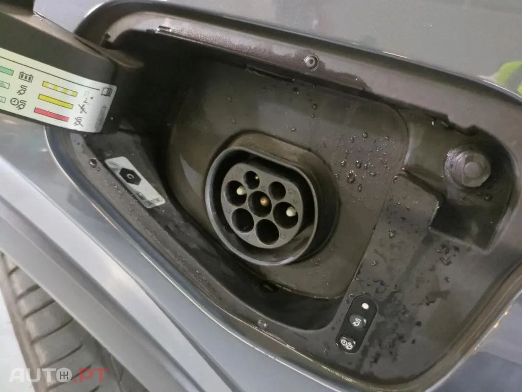 Volkswagen Tiguan 1.4 TSI eHybrid R-Line DSG