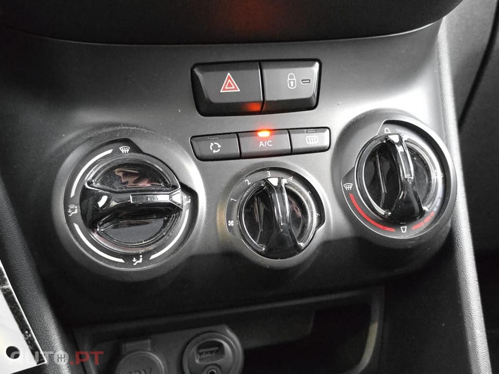 Peugeot 208 1.2 VTi Allure