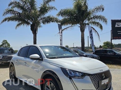 Peugeot E-208 Active Pack