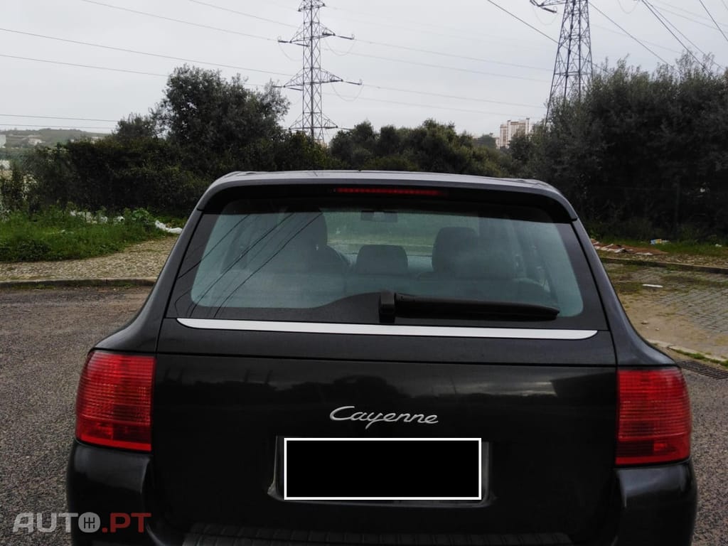 Porsche Cayenne V6