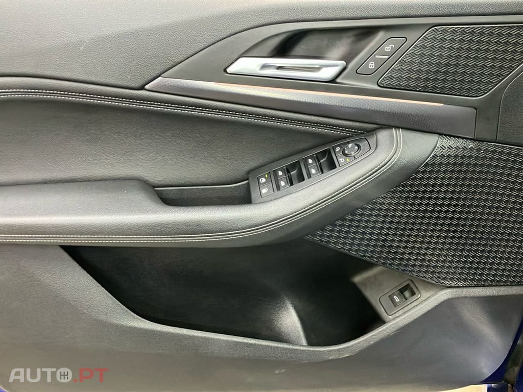 BMW 225 e xDrive Pack Desportivo M