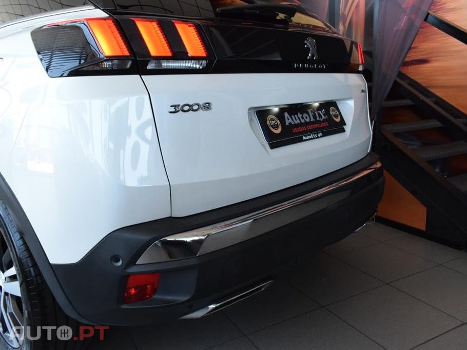 Peugeot 3008 1.6 Hybrid4 GT e-EAT8