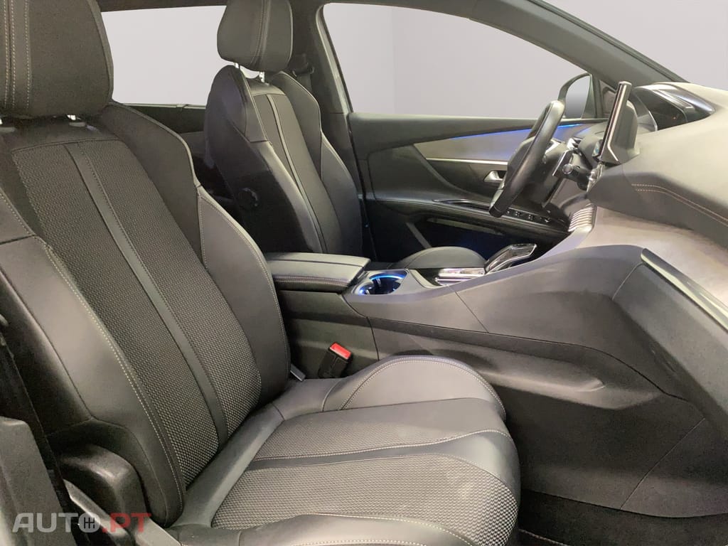 Peugeot 5008 1.5 BlueHDi GT EAT8