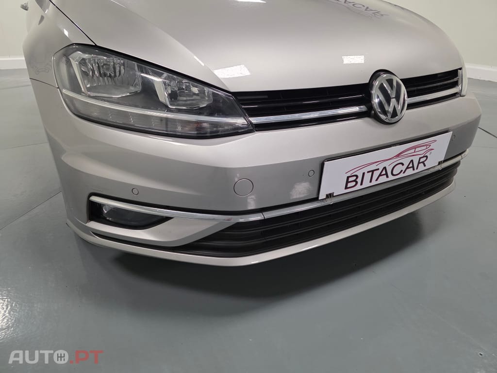 Volkswagen Golf 1.6 TDI Confortline