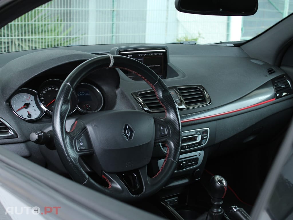 Renault Mégane Coupe RS 265 TCe