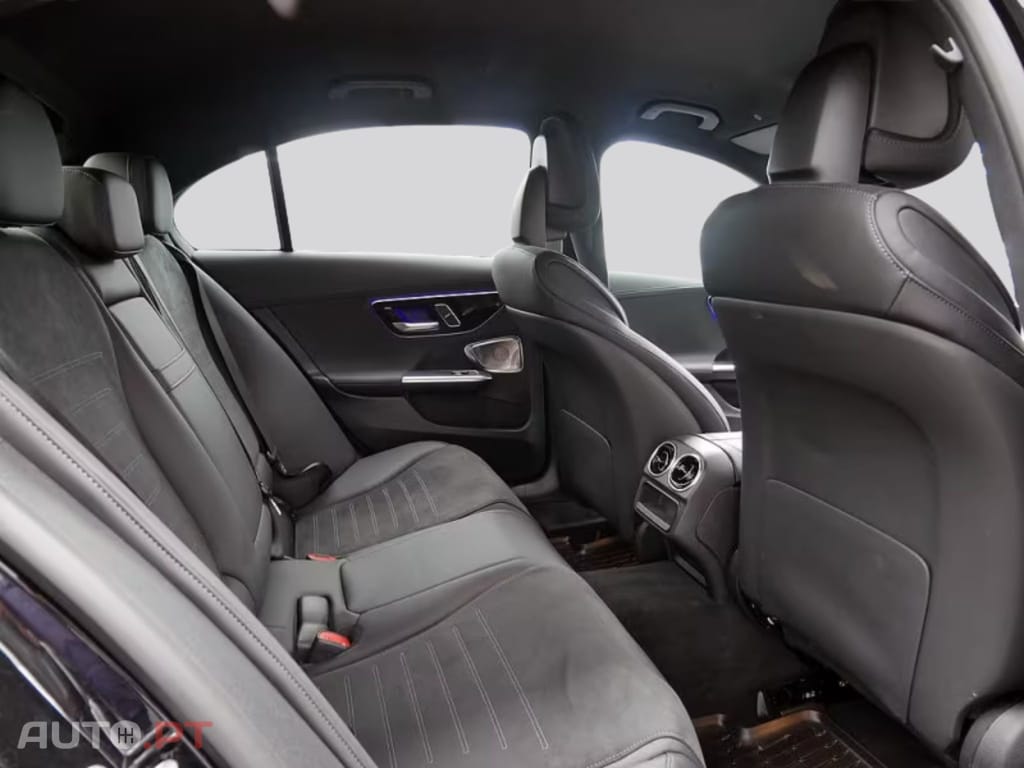 Mercedes-Benz C 300 de AMG I.V.A DEDUTIVEL 