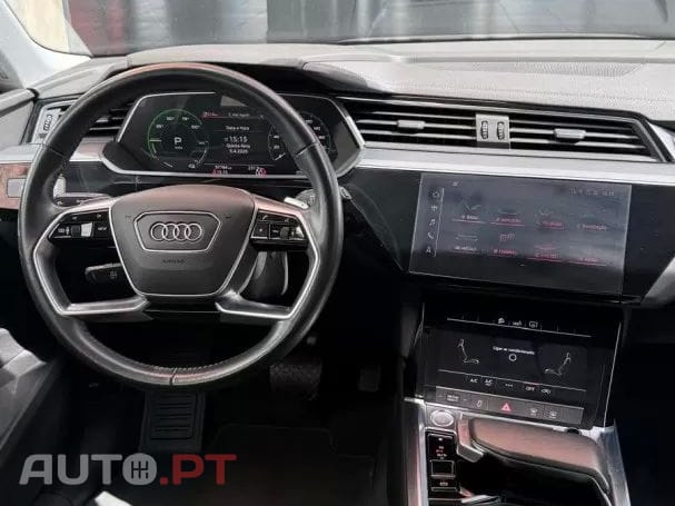Audi E-Tron 50 quattro