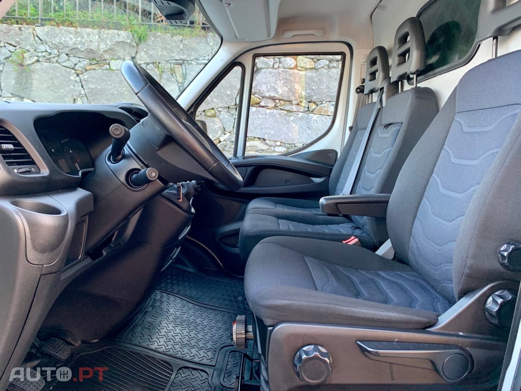 Iveco Daily 3.0 35S15V 4100 18m3