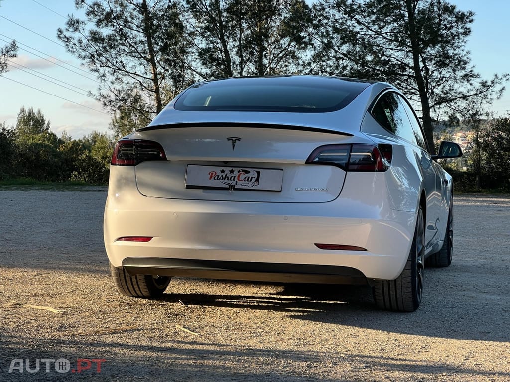 Tesla Model 3 Standard Range Plus RWD