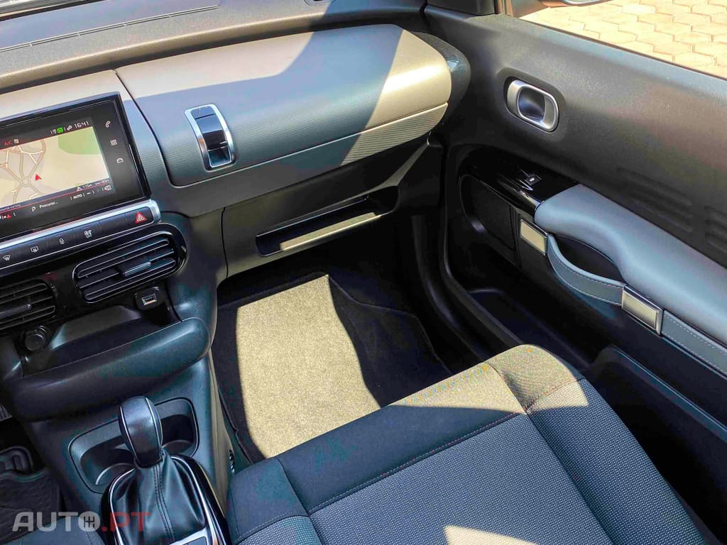 Citroen C4 Cactus 1.2 PureTech Feel Business EAT6