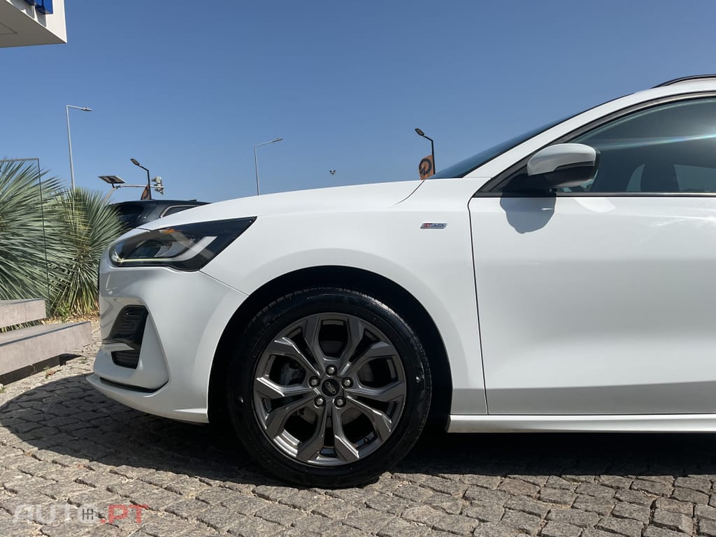 Ford Focus SW 1.0 EcoBoost MHEV ST-Line Style SIP