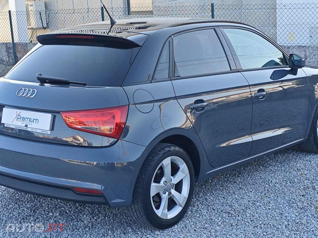 Audi A1 1.0 TFSI ultra — fotografia 5