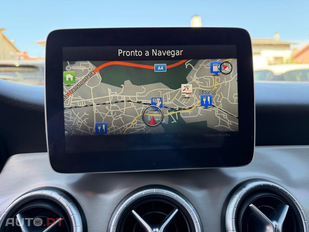 Mercedes-Benz CLA 220 d Shooting Brake AMG Line Aut.