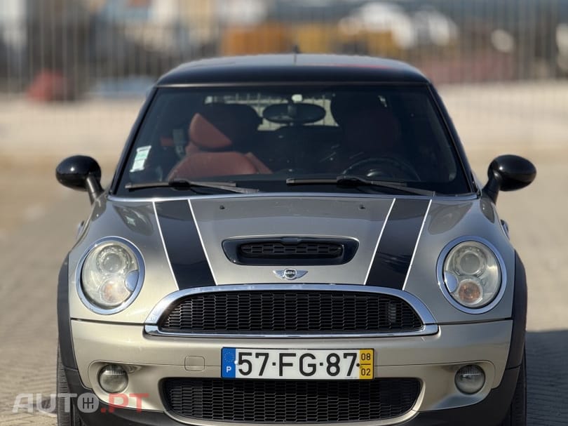 MINI Cooper Cooper S