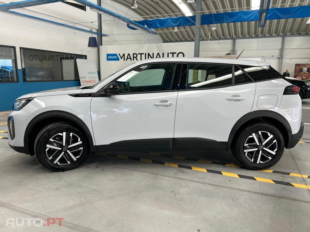 Peugeot E-2008 54 kWh Style