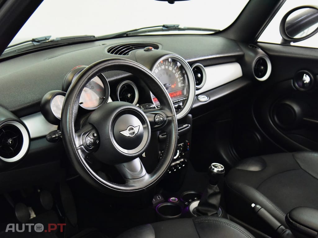 MINI Cooper Cabrio