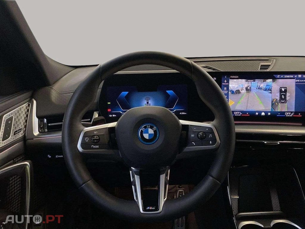 BMW iX2 xDrive30 M Sport
