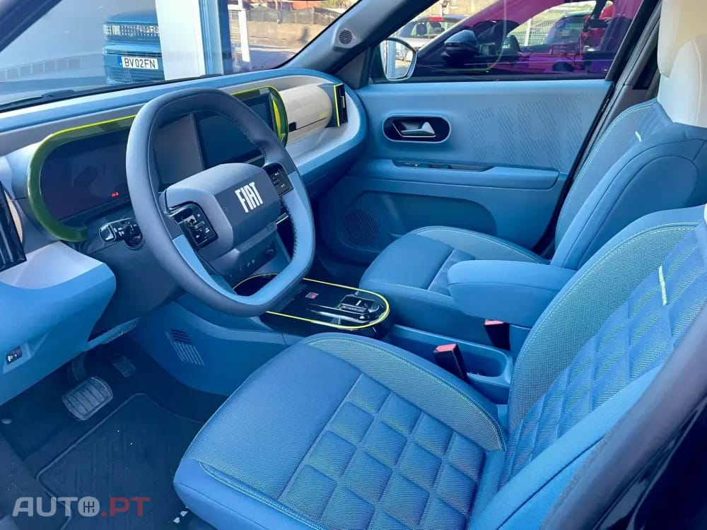 Fiat Grande Panda 1.2 Hybrid La Prima eDCT