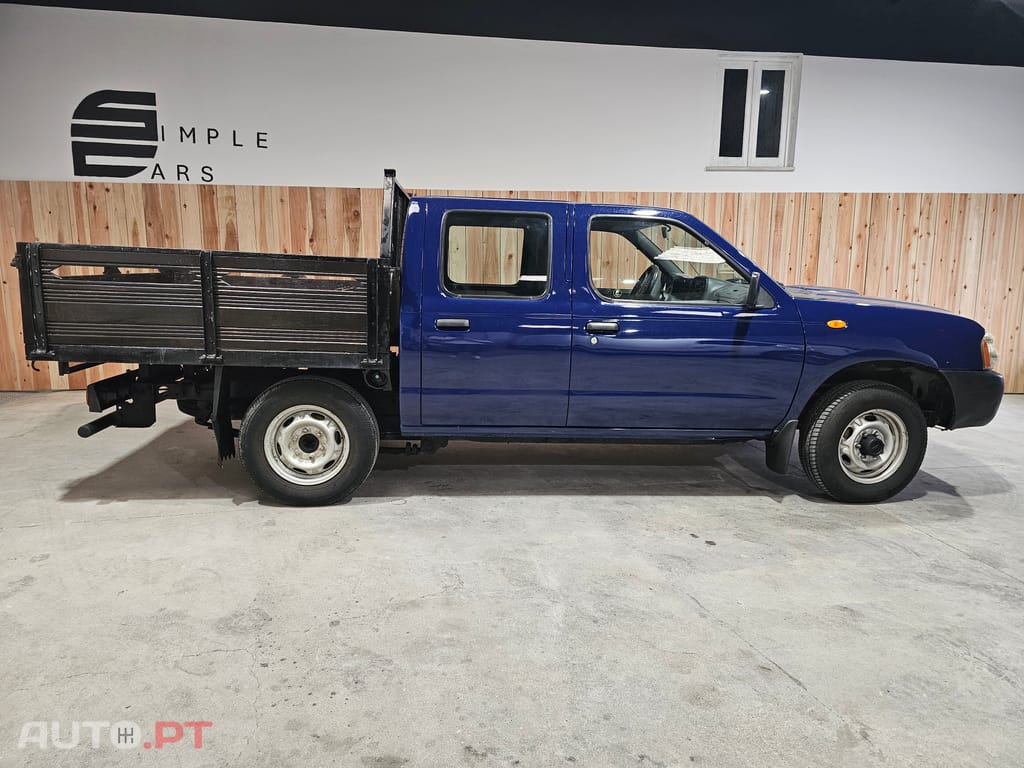 Nissan Pick Up 2.5Di