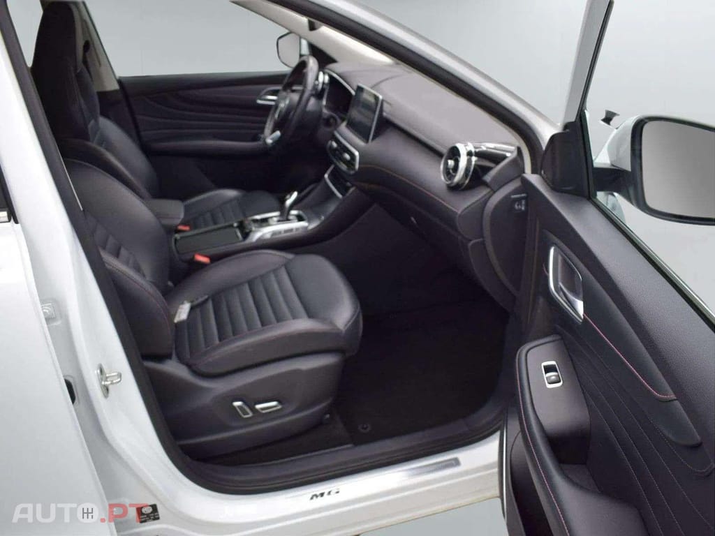 MG EHS 1.5 T-GDI PHEV LUXURY