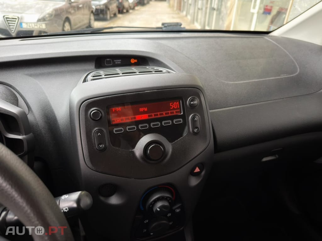 Peugeot 108 1.0 VTI Access