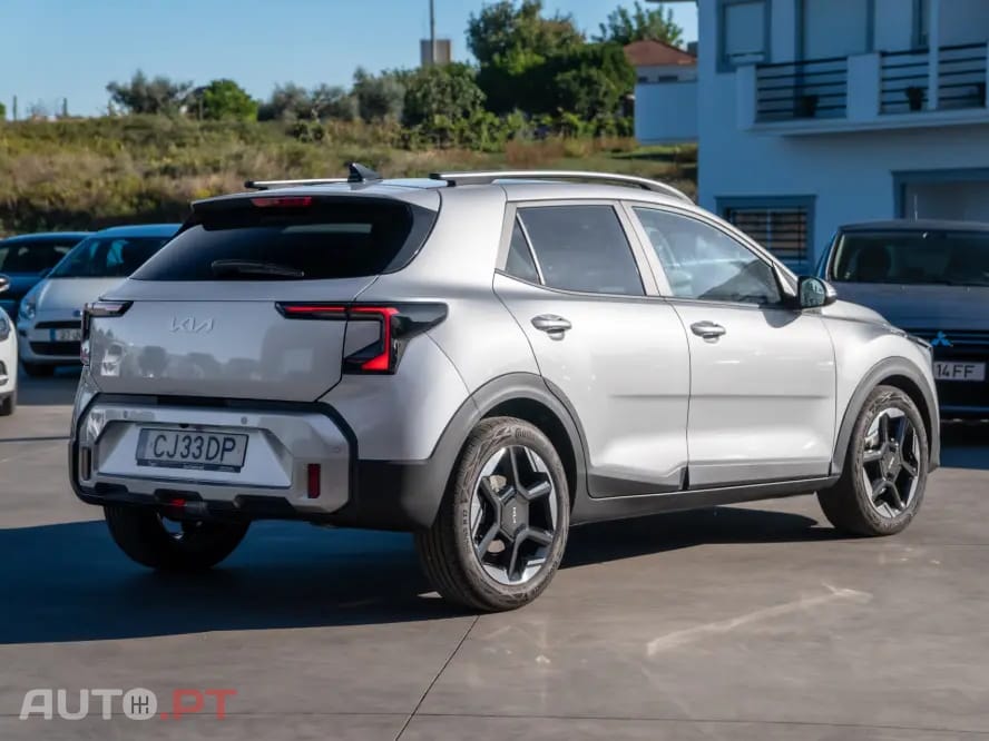 Kia Stonic 1.0 T-GDi Tech 7DCT