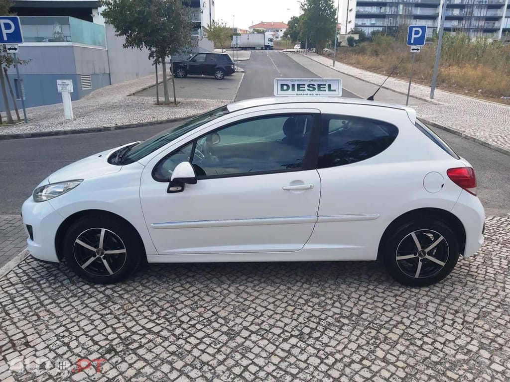 Peugeot 207 1.4 HDI PACK CLIM