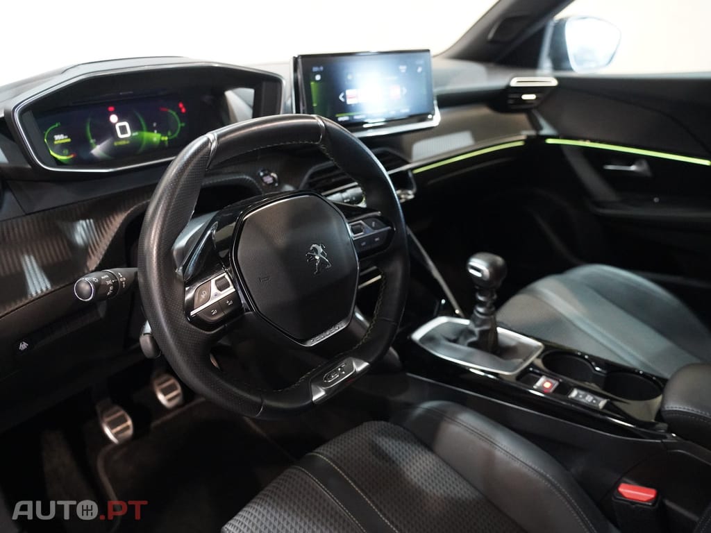 Peugeot 2008 1.2 PureTech GT Line