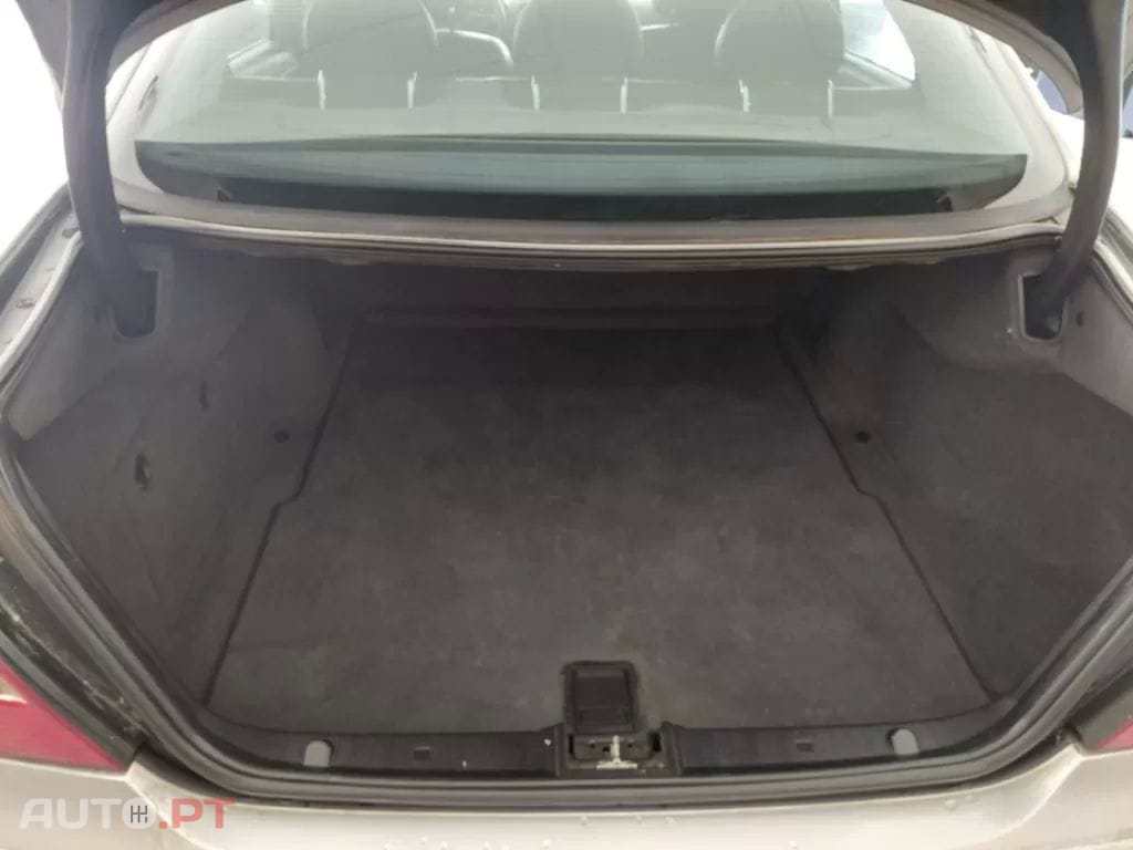 Mercedes-Benz E 220 CDI Classic