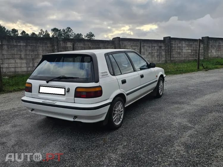 Toyota Corolla 1.3 Gold Line
