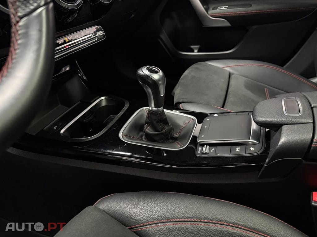 Mercedes-Benz A 160 d AMG Line