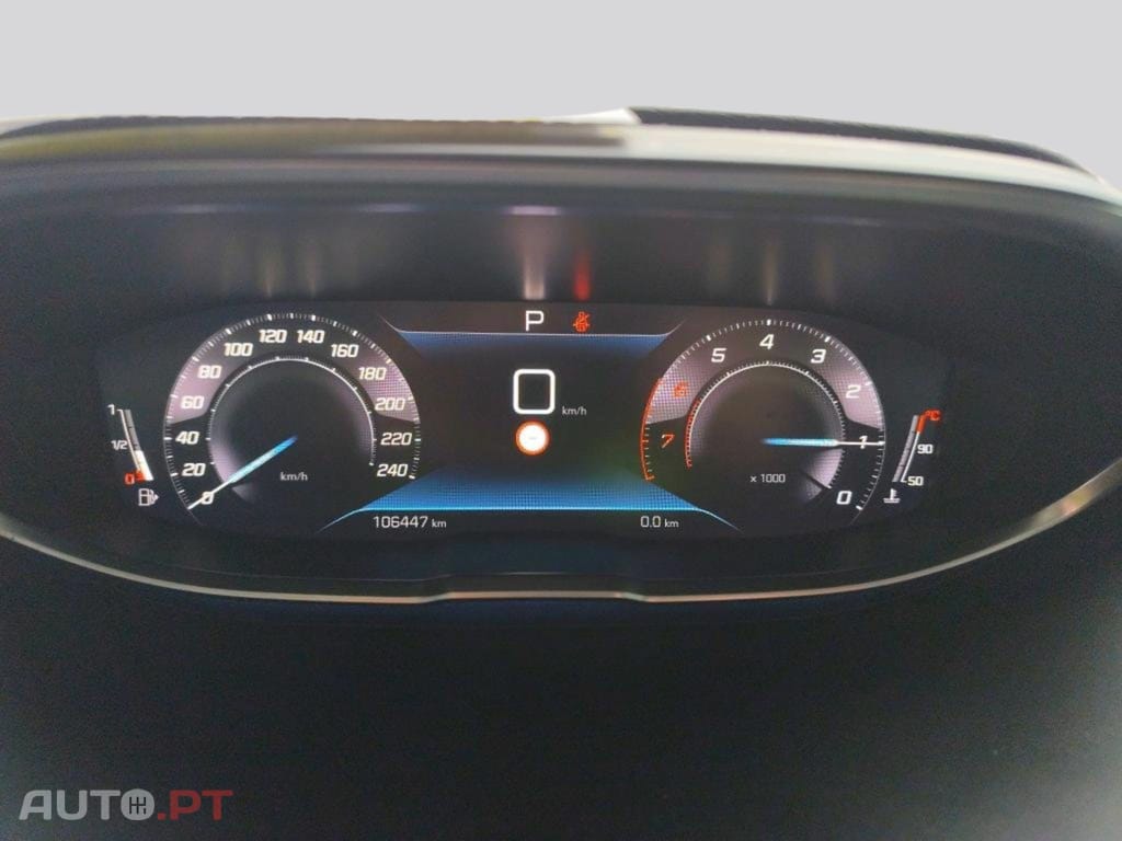 Peugeot 5008 1.2i Active Pack 7L EAT8