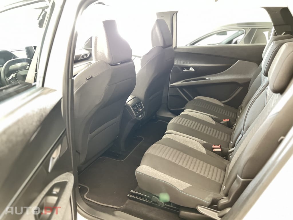 Peugeot 5008 1.2 PureTech Allure Pack EAT8