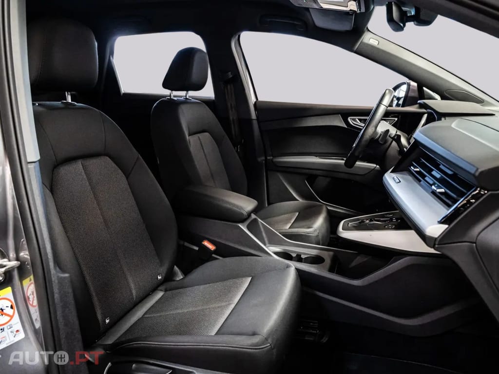 Audi Q4 E-Tron I.V.A DEDUTIVEL 50