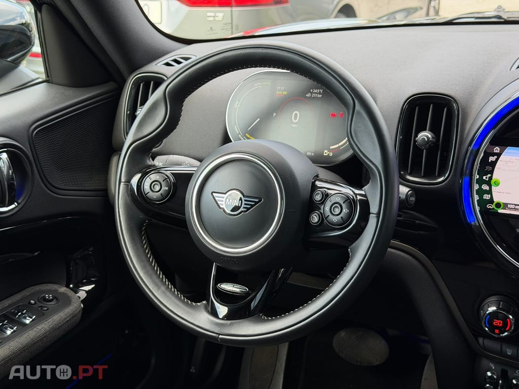 MINI Countryman Cooper SE ALL4 Untamed Edition Auto