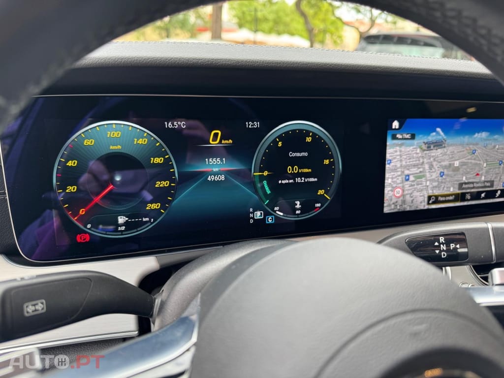 Mercedes-Benz E 220 d AMG Line