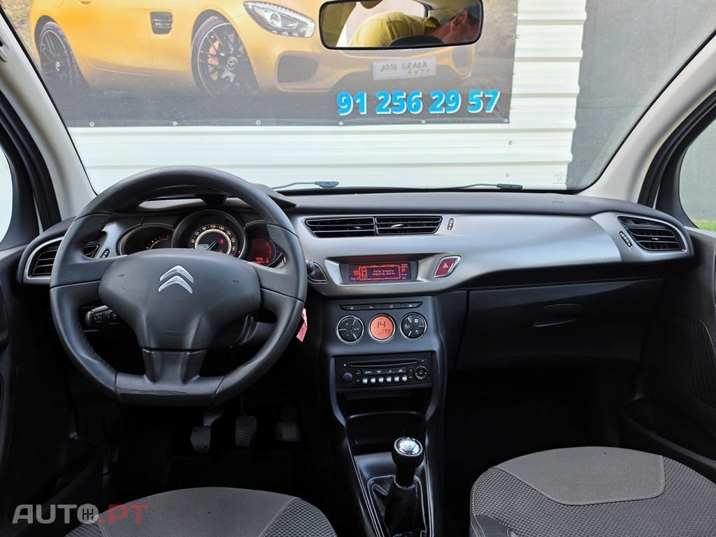 Citroën C3 1.4 HDi Airdream Exclusive — fotografia 9