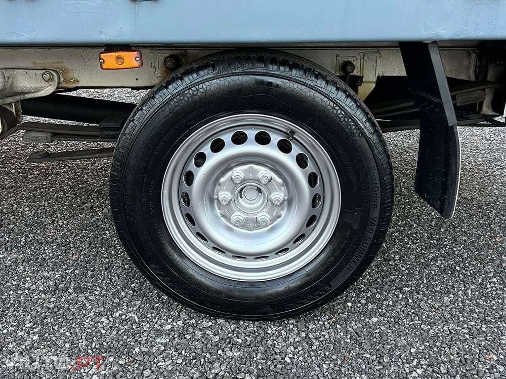 Volkswagen Crafter 35 2.5 TDi 164 Média