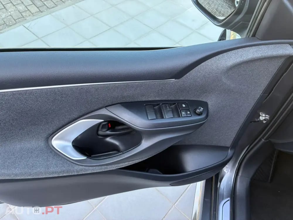 Toyota Yaris 1.5 HSD Exclusive+Pack Luxury