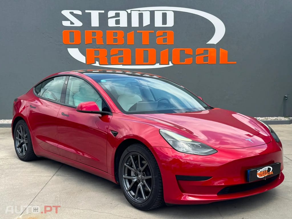 Tesla Model 3 Standard Range Plus RWD