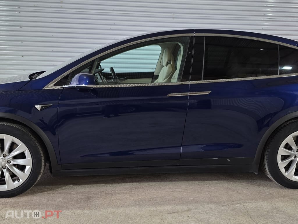 Tesla Model X 100D