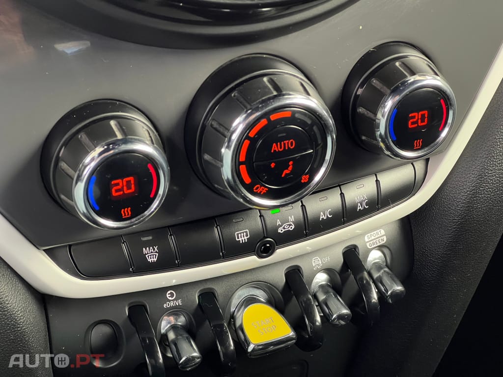 MINI Countryman Cooper SE ALL4 Auto