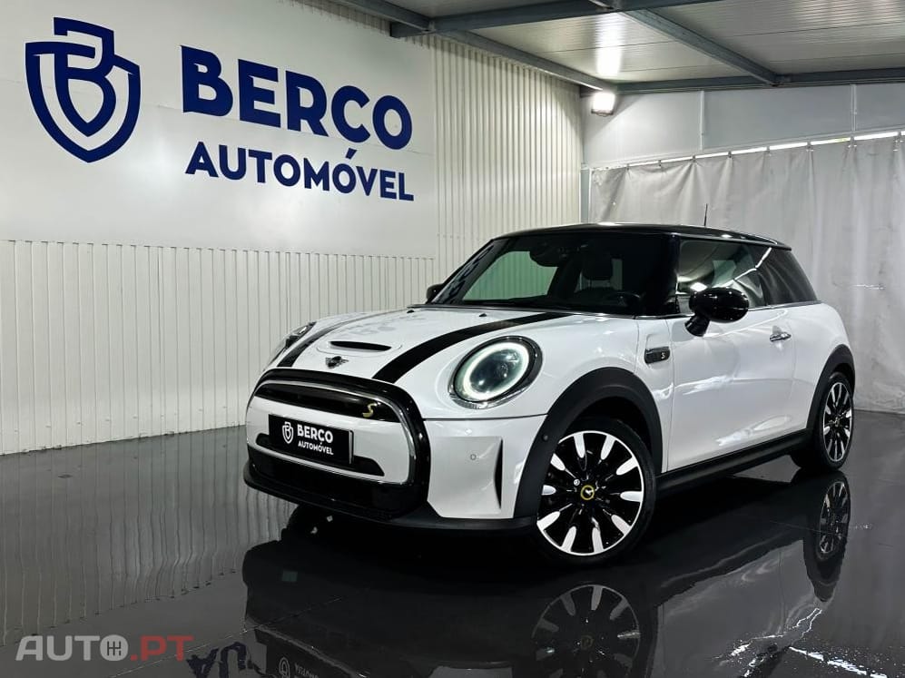 MINI Cooper Cooper SE Premium Classic