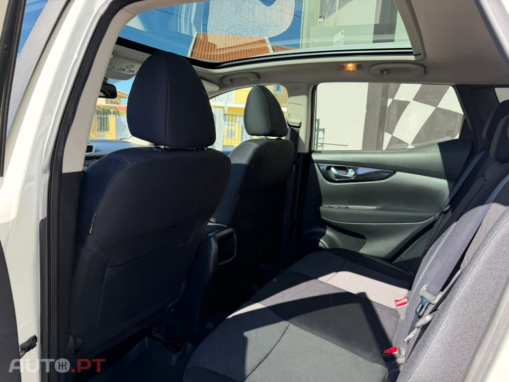 Nissan Qashqai 1.2 DIG-T Tekna Premium