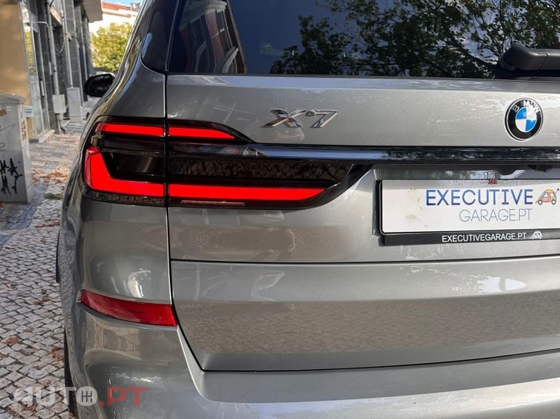 BMW X7 40 d xDrive Pack M Desportivo Pro