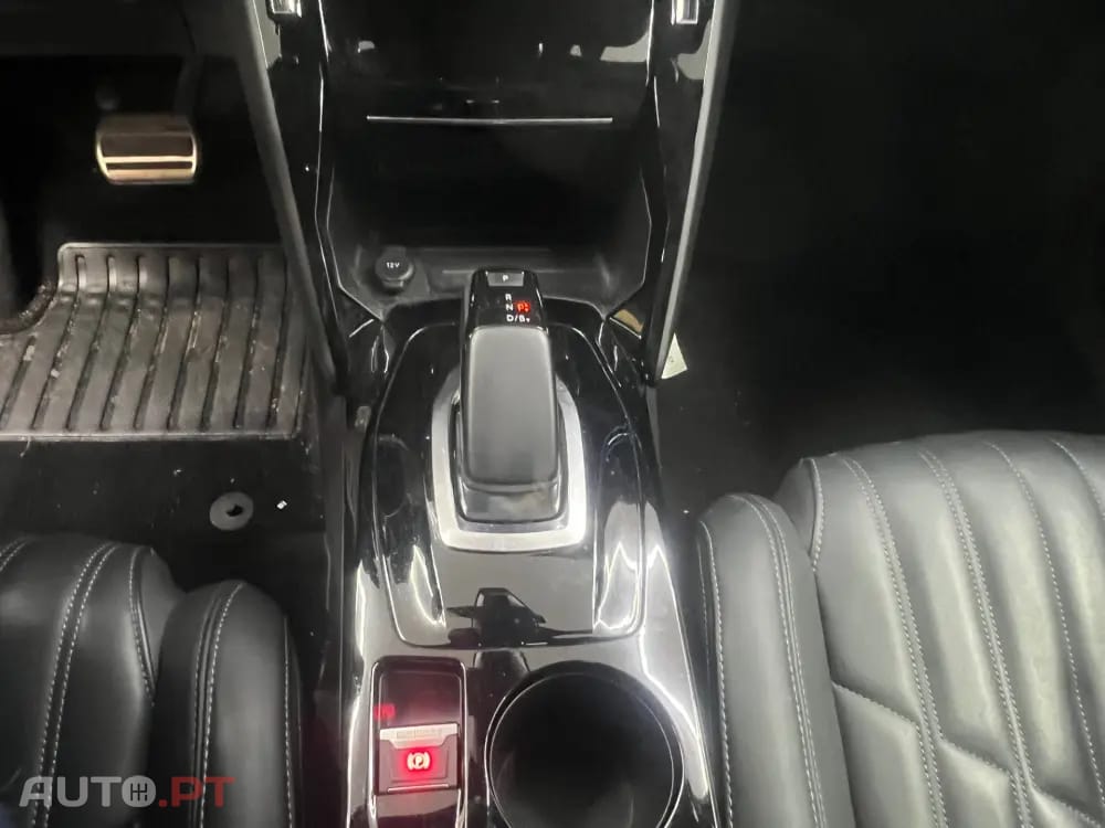 Peugeot E-2008 50 kWh GT Line