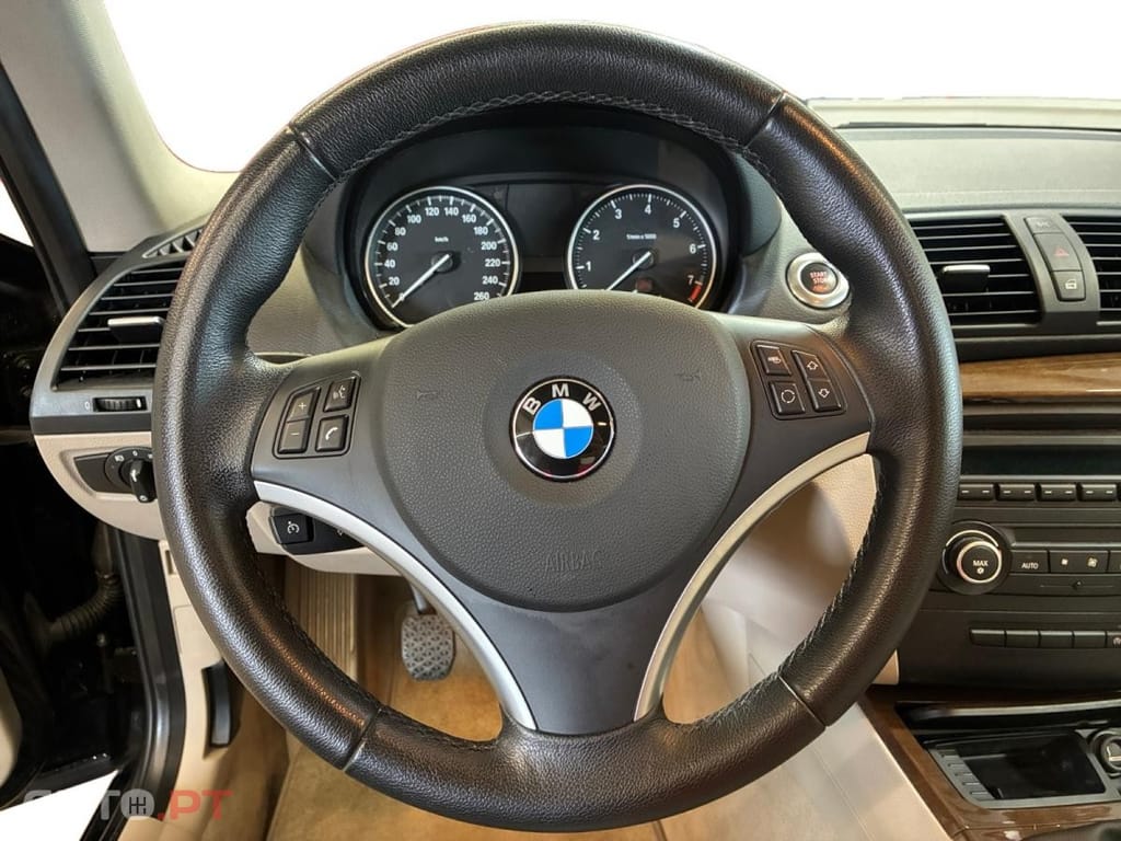 BMW 120 i Edition Confort