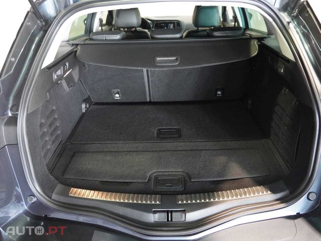 Renault Mégane Sport Tourer 1.5 Blue dCi Intens